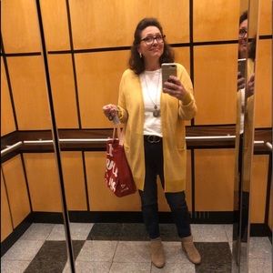 Meet your Posher, Lisa